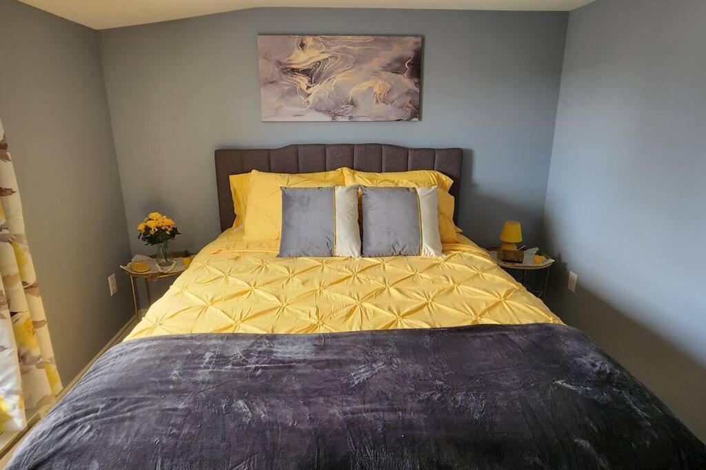 Family Ties Vacation Home - Rossy House Twillingate Bagian luar foto